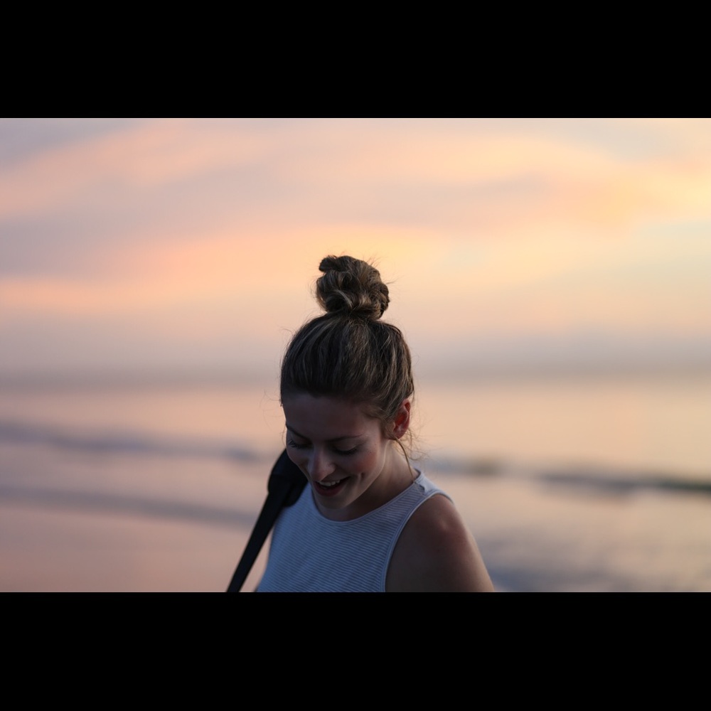 Meet Kelly! - Picture 3 of 4